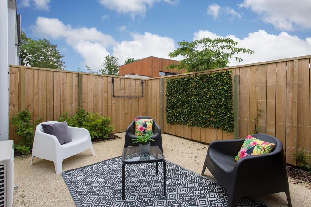 Luxury Style Free Street Parking Cbd Location * Christchurch