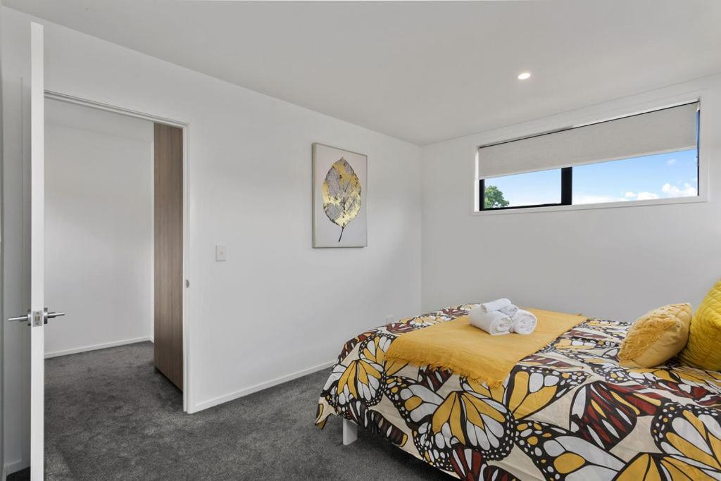 Luxury Style Free Street Parking Cbd Location Christchurch