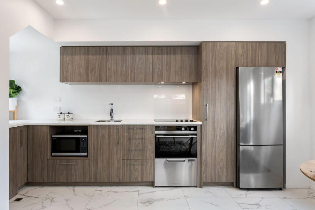 Luxury Style Free Street Parking Cbd Location Christchurch